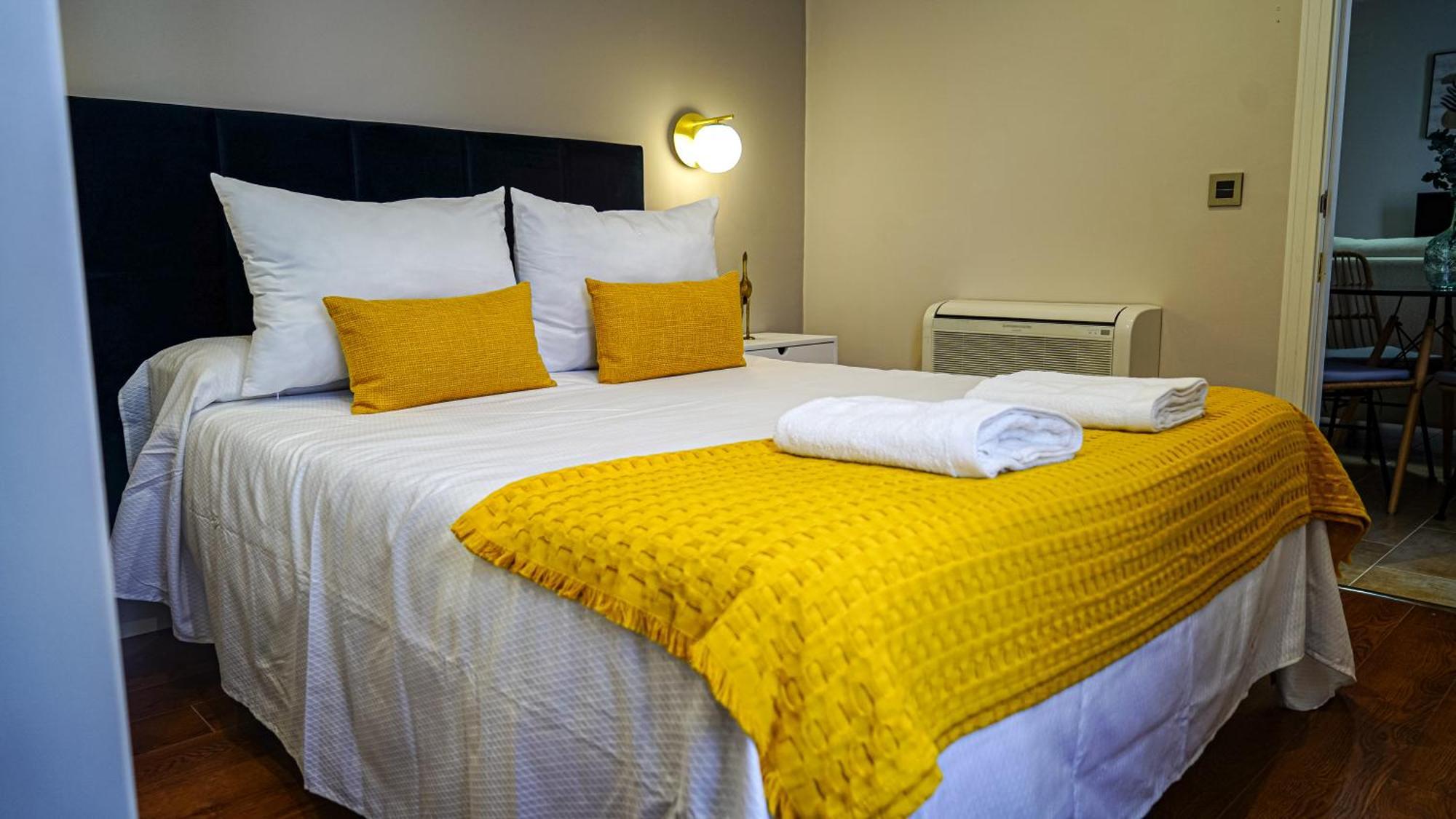 Apartamentos Puente Romano Suites Mérida Exteriér fotografie