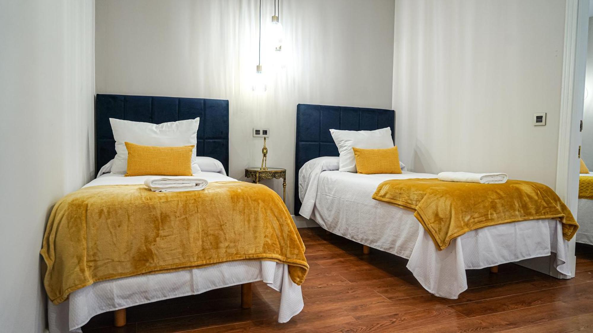 Apartamentos Puente Romano Suites Mérida Exteriér fotografie
