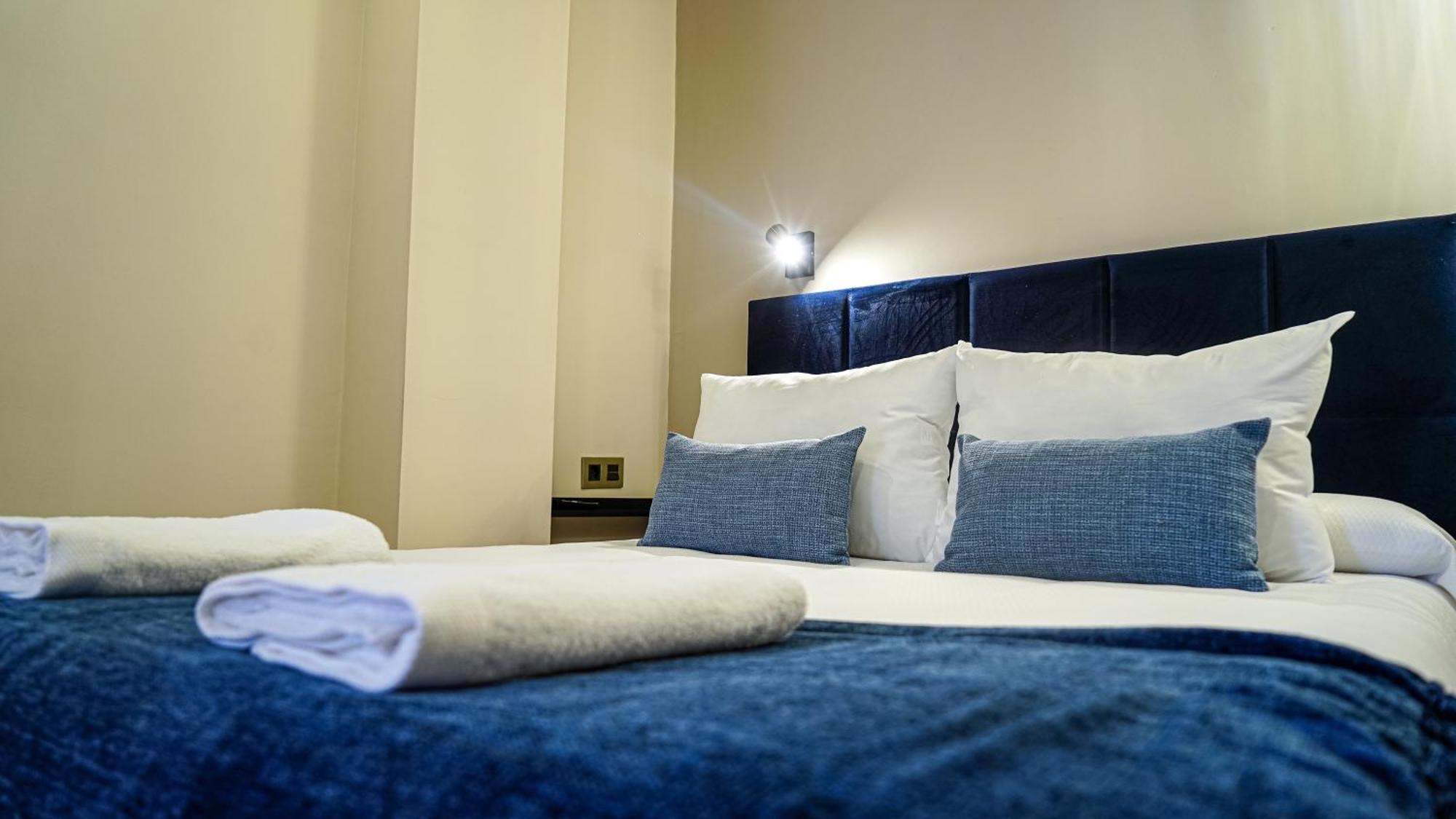 Apartamentos Puente Romano Suites Mérida Exteriér fotografie